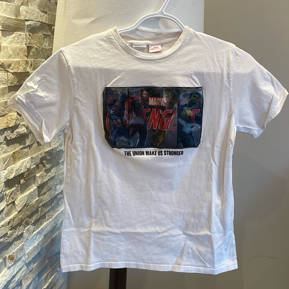 Zara Marvel Avengers holographic t-shirt